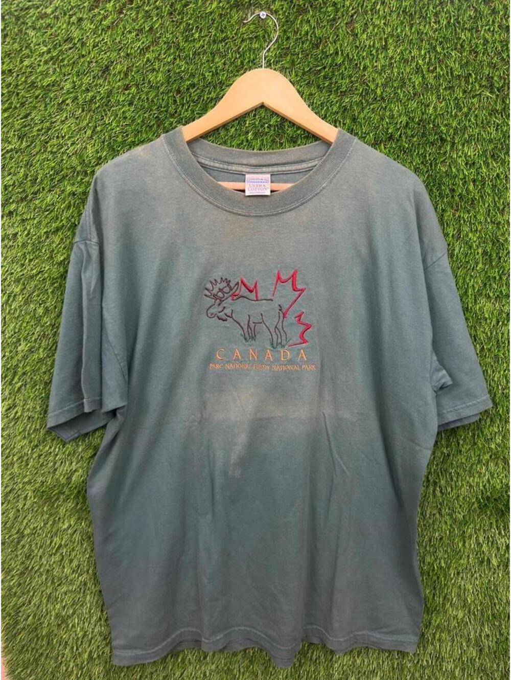 Vintage Canada Fundy National Park Moose Embroidered T-Shirt XL Faded Green